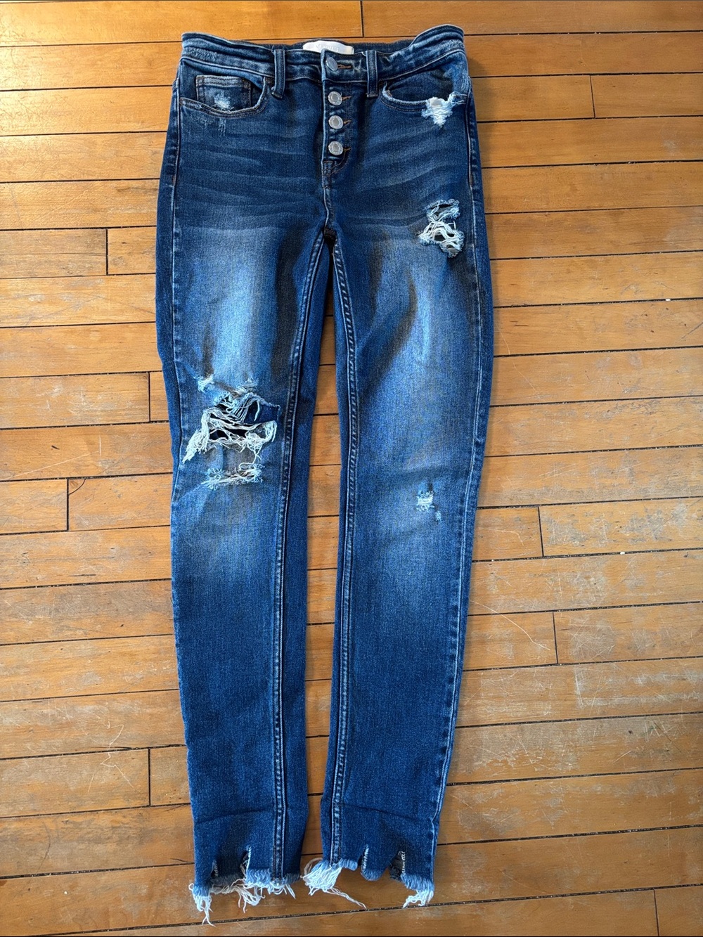 EUC Vervet Distressed Dark Blue Women’s High Rise Skinny Jeans